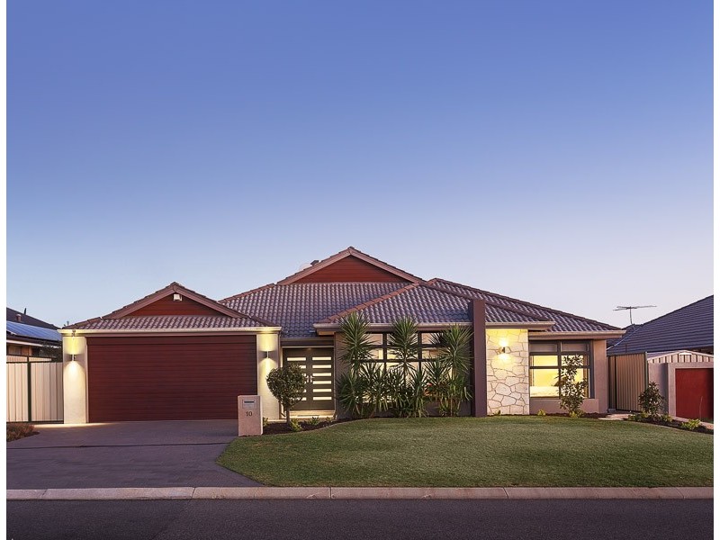 10 Ironbark Terrace, Hammond Park WA 6164