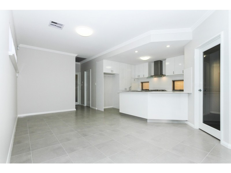 1/12 Brenzi Court, Spearwood WA 6163