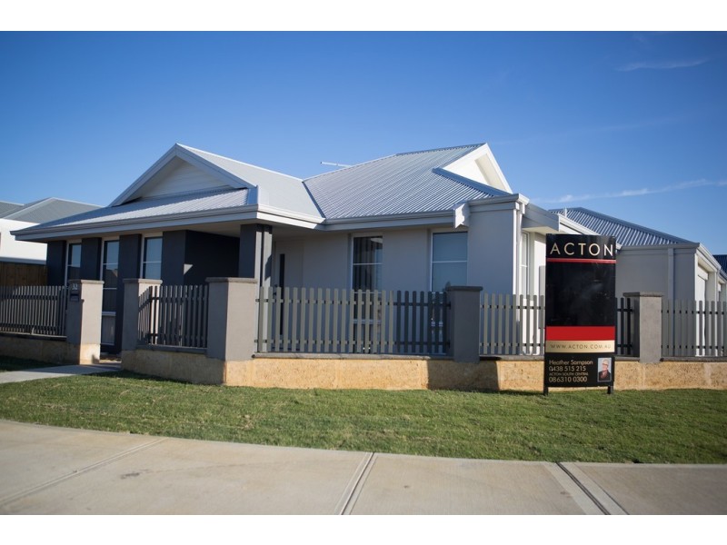 32 Peridot Pass, Wellard WA 6170