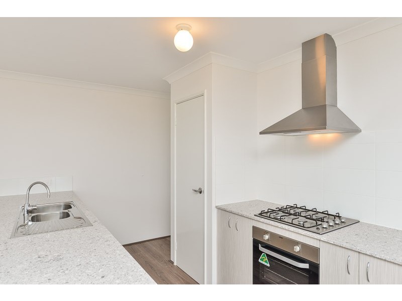 32 Peridot Pass, Wellard WA 6170