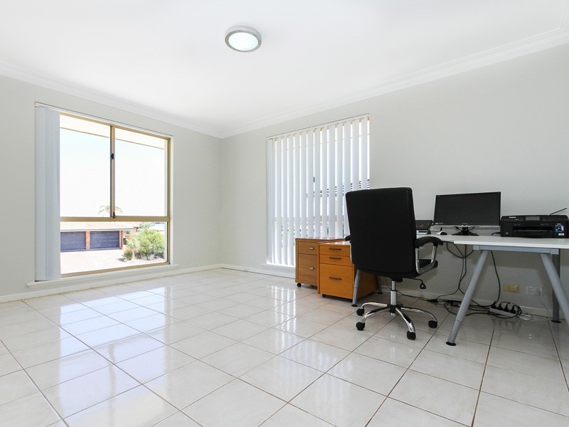 20 Motril Avenue, Coogee WA 6166