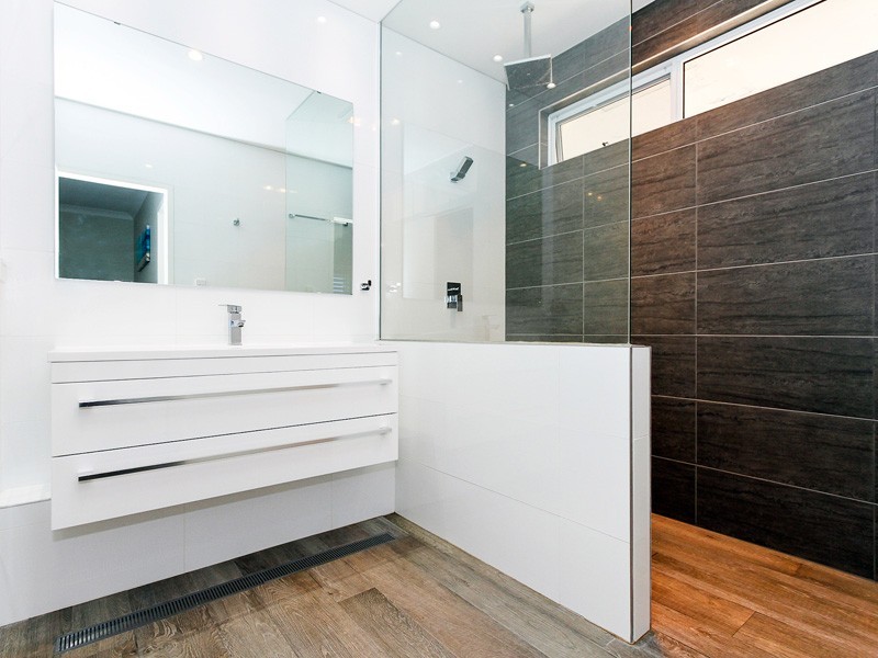 20 Motril Avenue, Coogee WA 6166