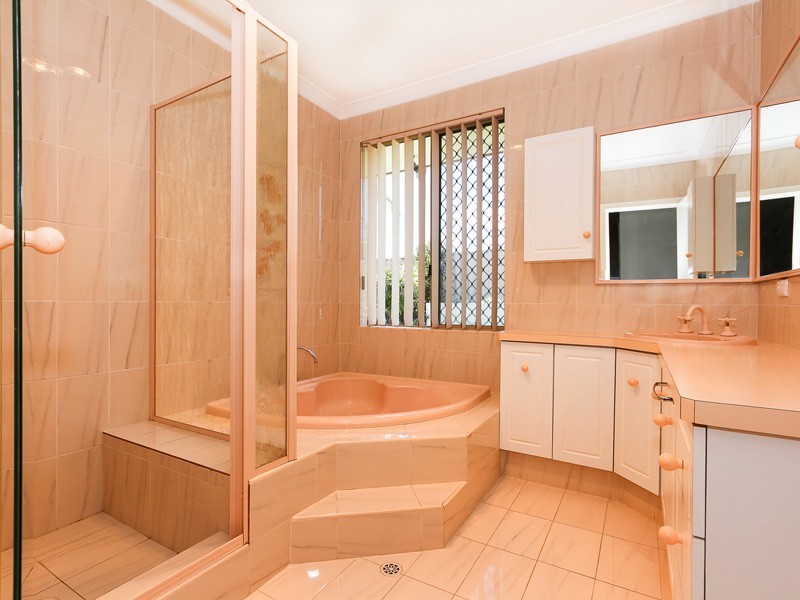 20 Motril Avenue, Coogee WA 6166