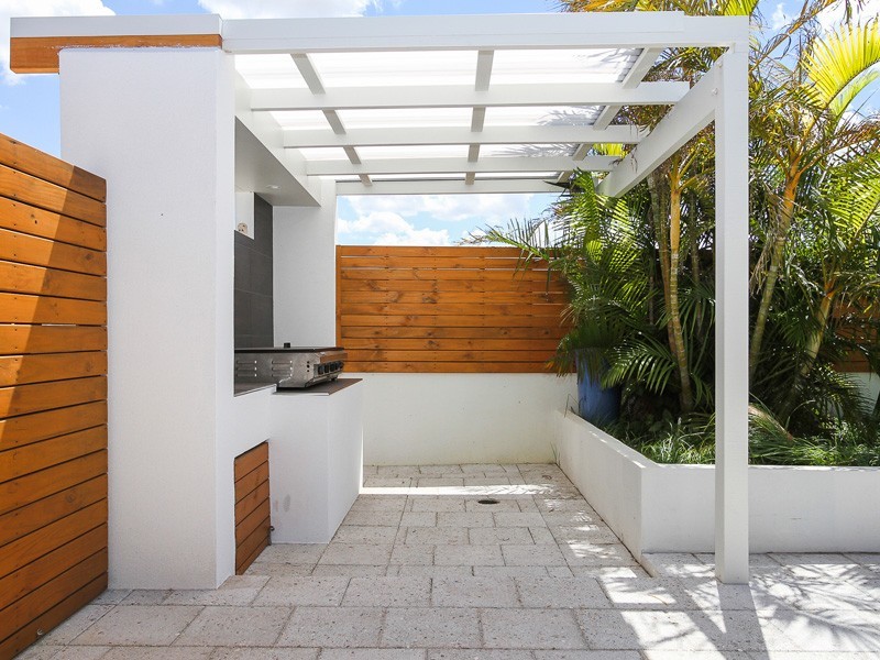 20 Motril Avenue, Coogee WA 6166