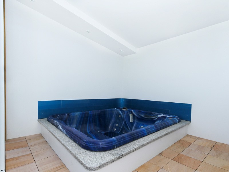 20 Motril Avenue, Coogee WA 6166