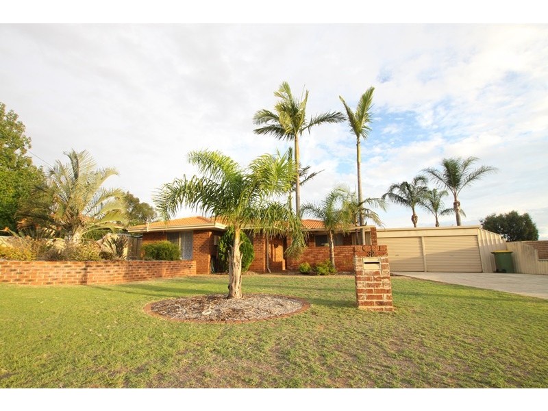 32 Tunnicliffe Street, Parmelia WA 6167