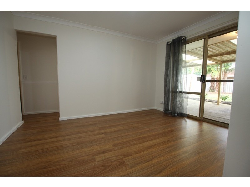 32 Tunnicliffe Street, Parmelia WA 6167