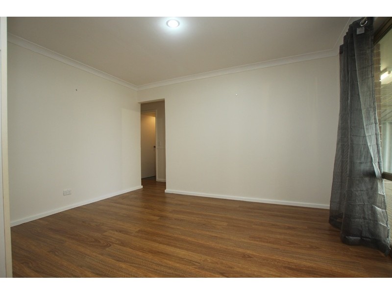 32 Tunnicliffe Street, Parmelia WA 6167