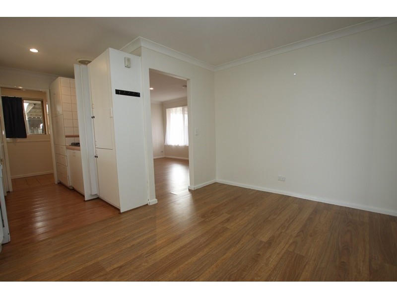 32 Tunnicliffe Street, Parmelia WA 6167