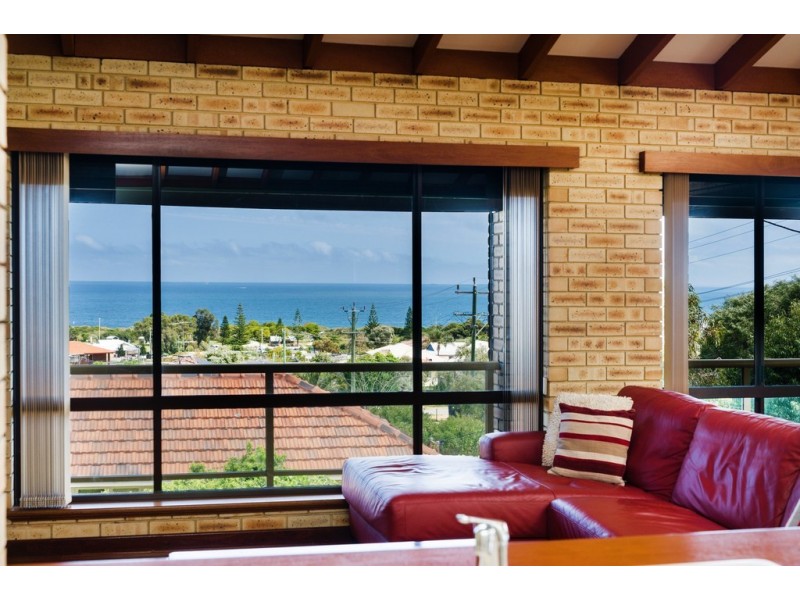 9 King Street, Coogee WA 6166