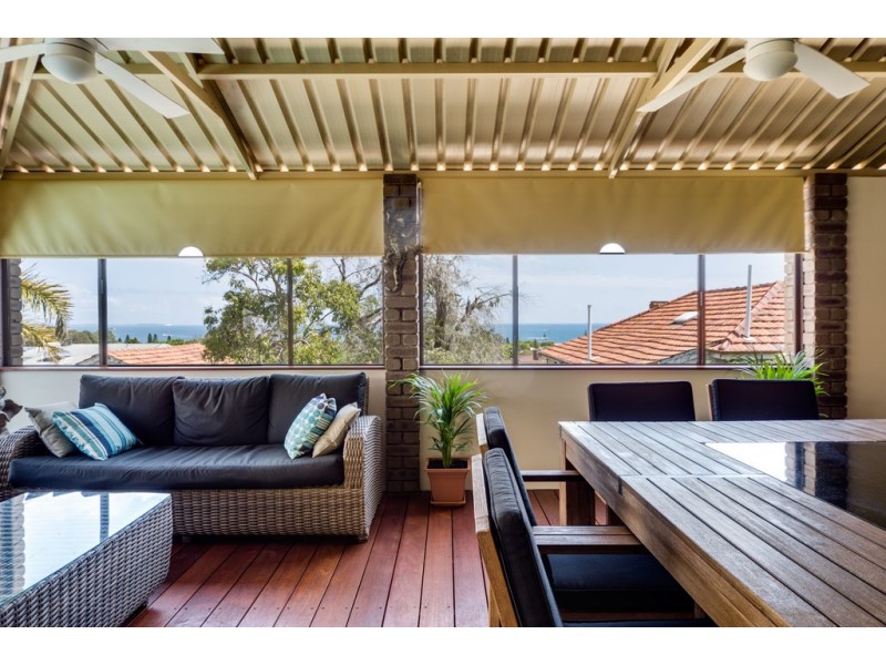 9 King Street, Coogee WA 6166