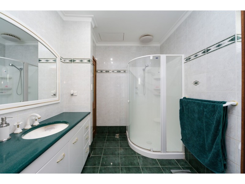 9 King Street, Coogee WA 6166