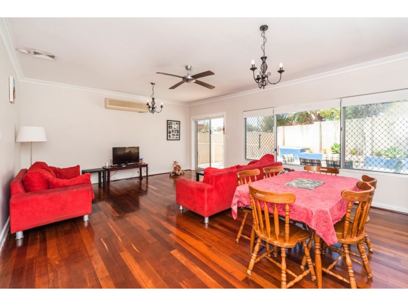 28 Treeby Street, Coolbellup WA 6163