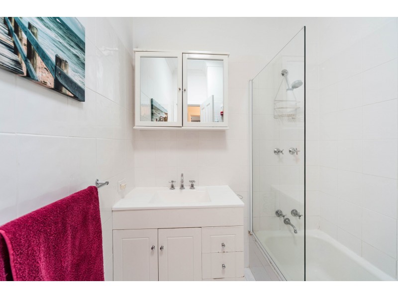 28 Treeby Street, Coolbellup WA 6163