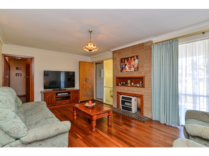 46 Edeline Street, Spearwood WA 6163