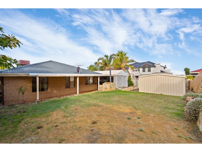 41 Longreach Parade, Coogee WA 6166