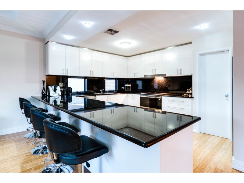 7 Leitrim Lane, Beaconsfield WA 6162