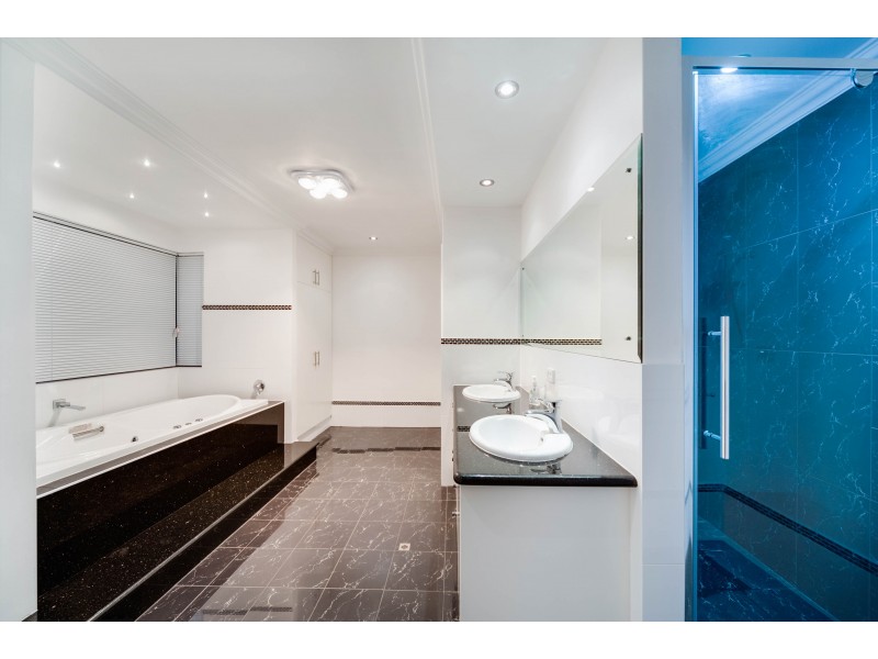 7 Leitrim Lane, Beaconsfield WA 6162