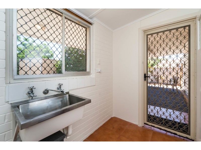 29 Simons Street, Coolbellup WA 6163