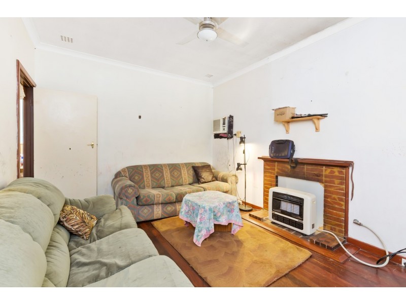 12 Cutts Street, Hamilton Hill WA 6163