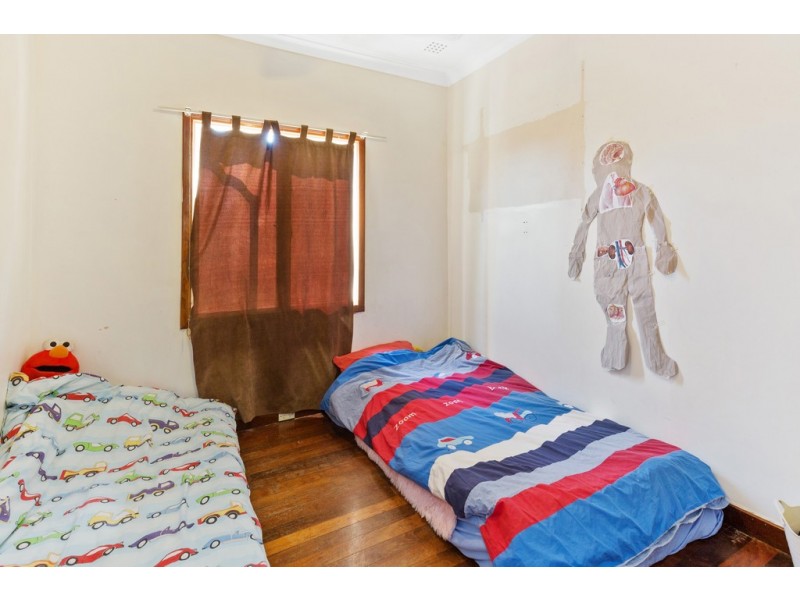 12 Cutts Street, Hamilton Hill WA 6163