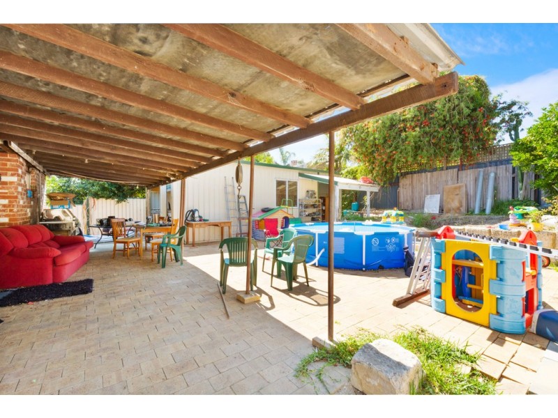 12 Cutts Street, Hamilton Hill WA 6163