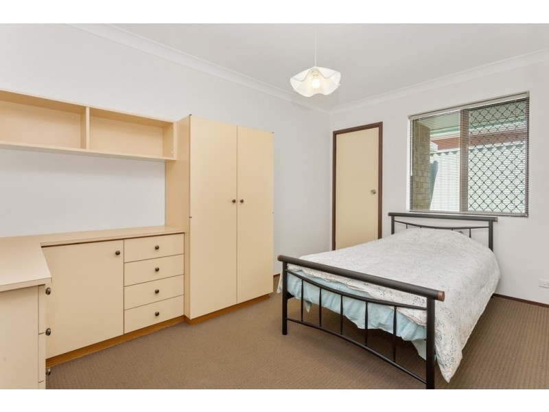 25 Hanlin Way, Samson WA 6163