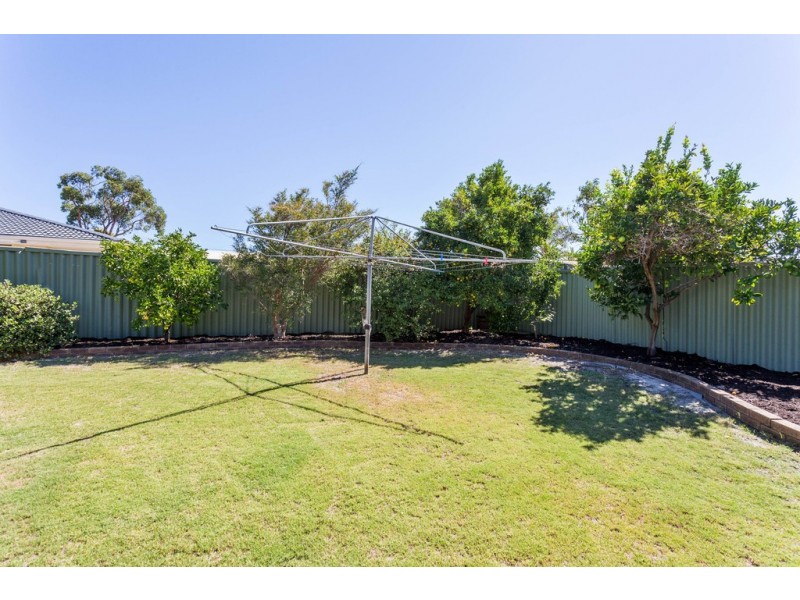 25 Hanlin Way, Samson WA 6163