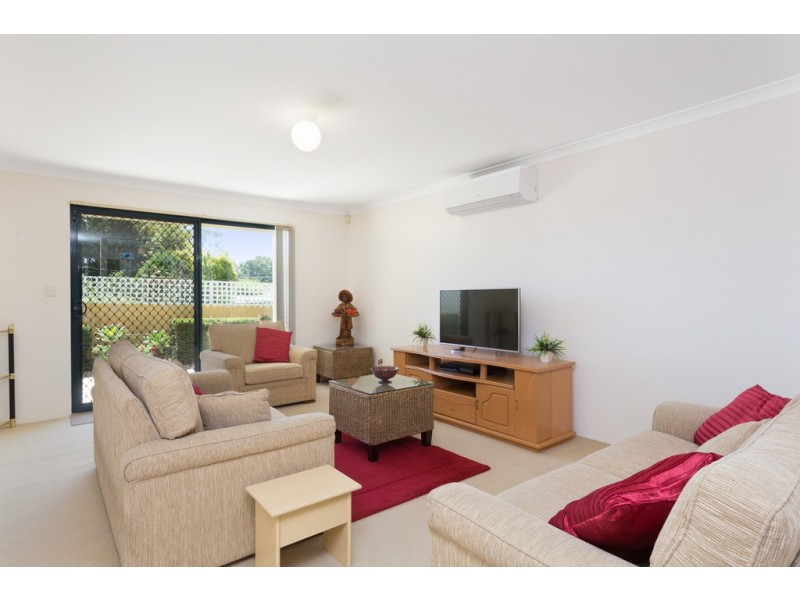 10 Ellis Road, Kardinya WA 6163