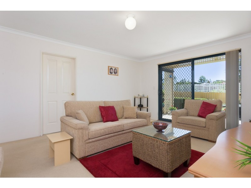 10 Ellis Road, Kardinya WA 6163