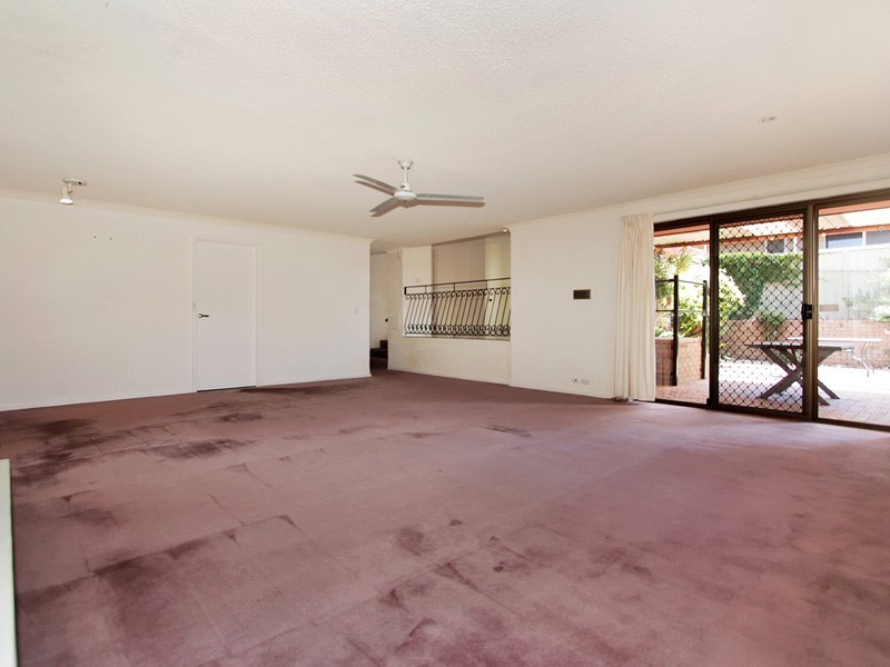 37 Beach Road, Coogee WA 6166