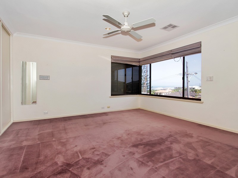 37 Beach Road, Coogee WA 6166