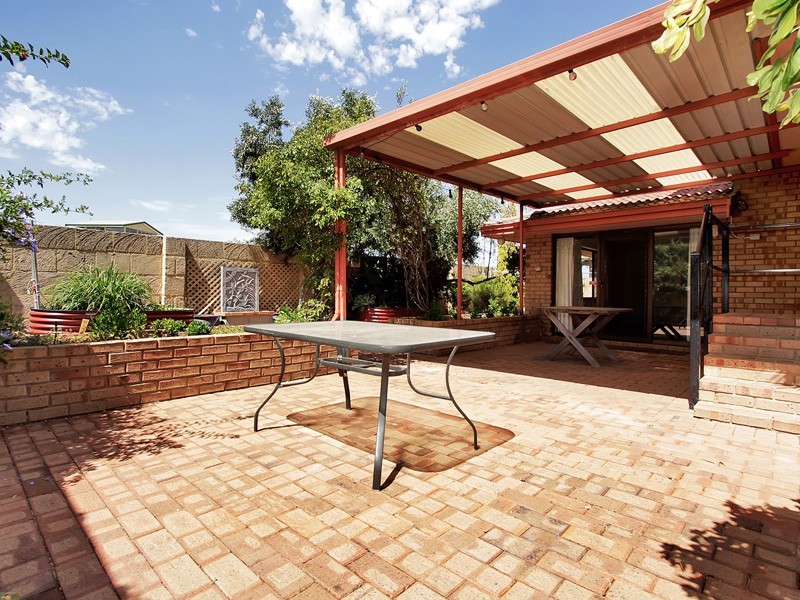 37 Beach Road, Coogee WA 6166