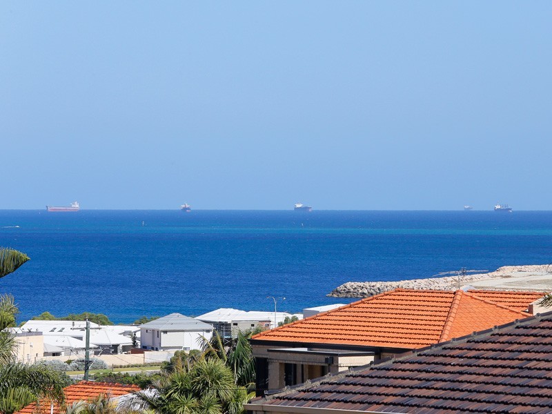 37 Beach Road, Coogee WA 6166