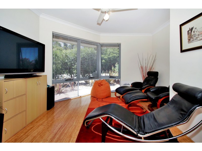 69 Brushfoot Boulevard, Success WA 6164