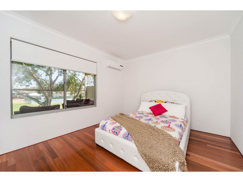 21 Anka Gardens, Munster WA 6166