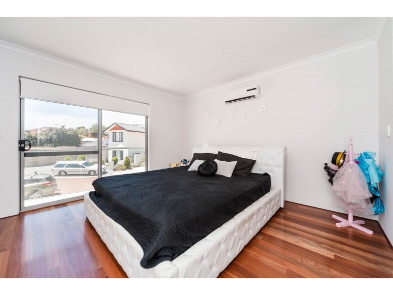 21 Anka Gardens, Munster WA 6166