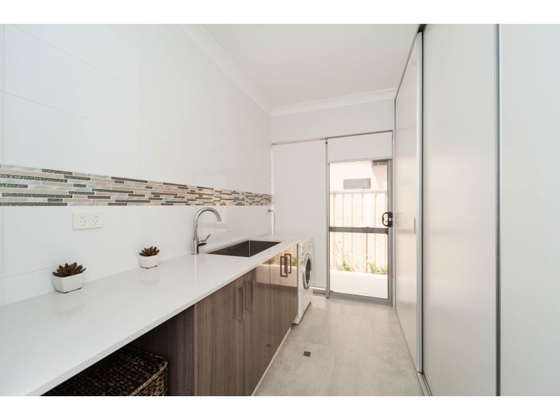 21 Anka Gardens, Munster WA 6166