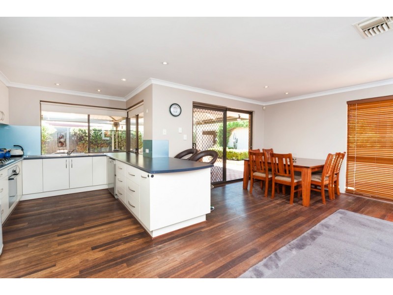 6 Bucknell Road, Bibra Lake WA 6163