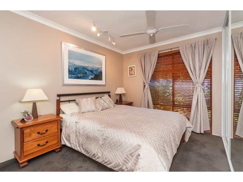 6 Bucknell Road, Bibra Lake WA 6163