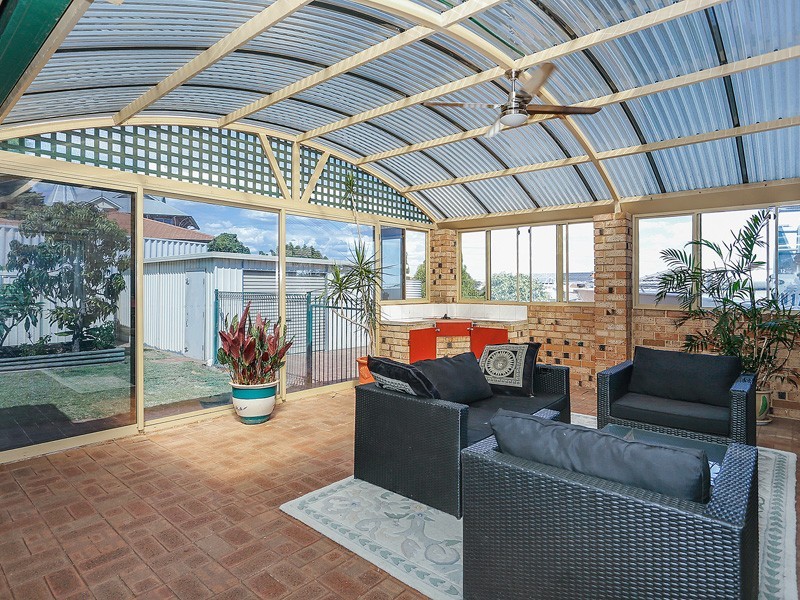 32 Marvell Ave, Spearwood WA 6163