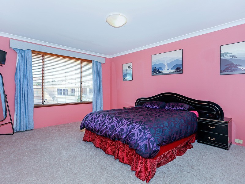 32 Marvell Ave, Spearwood WA 6163