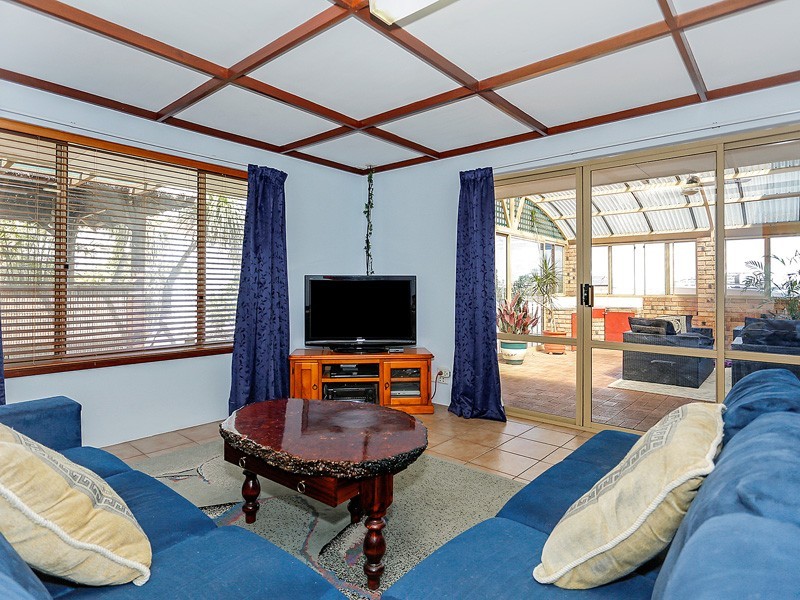 32 Marvell Ave, Spearwood WA 6163