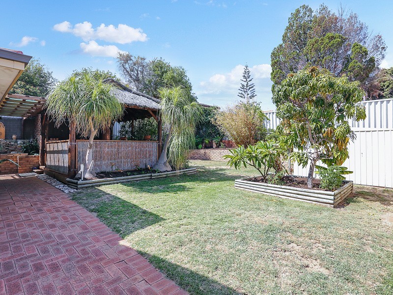 32 Marvell Ave, Spearwood WA 6163