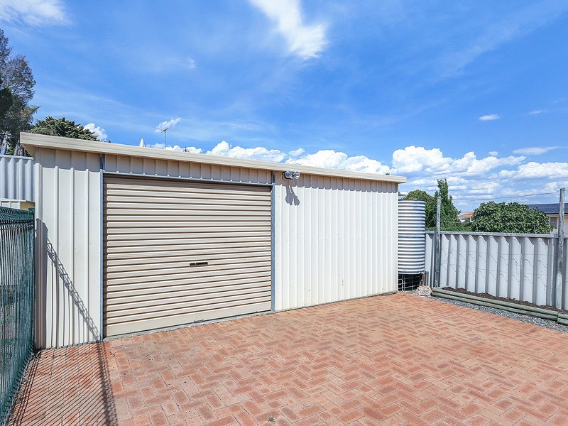 32 Marvell Ave, Spearwood WA 6163