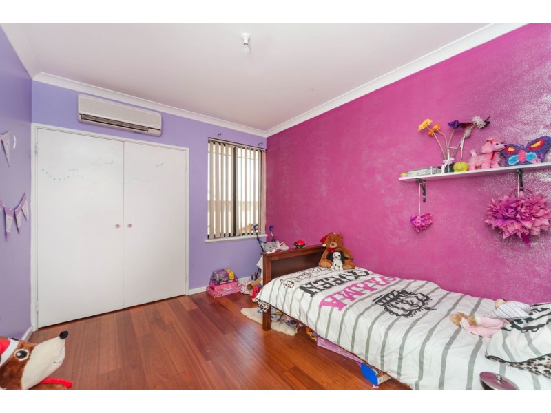 4 Cranberry Street, Coogee WA 6166