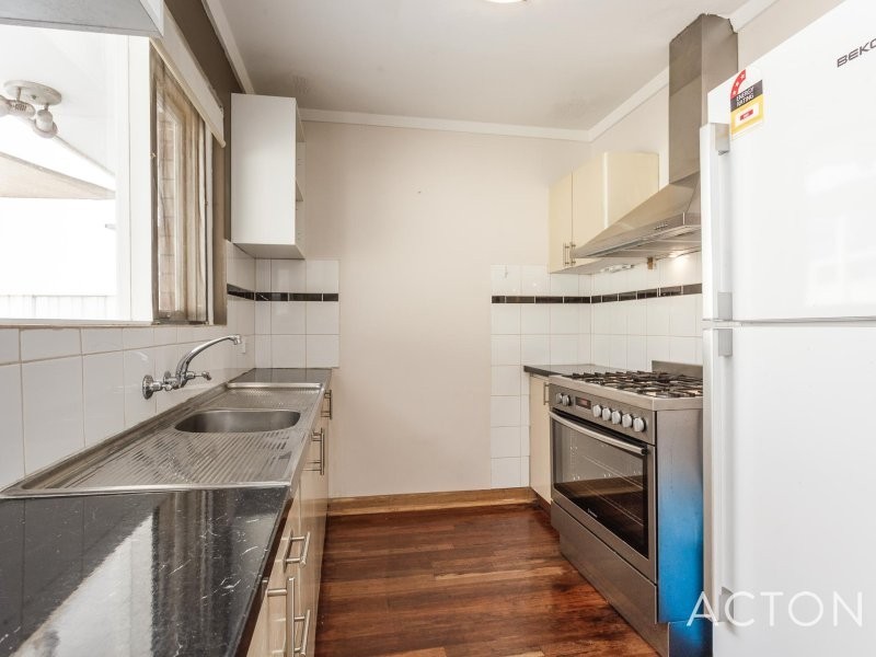 7 Vernon Place, Spearwood WA 6163