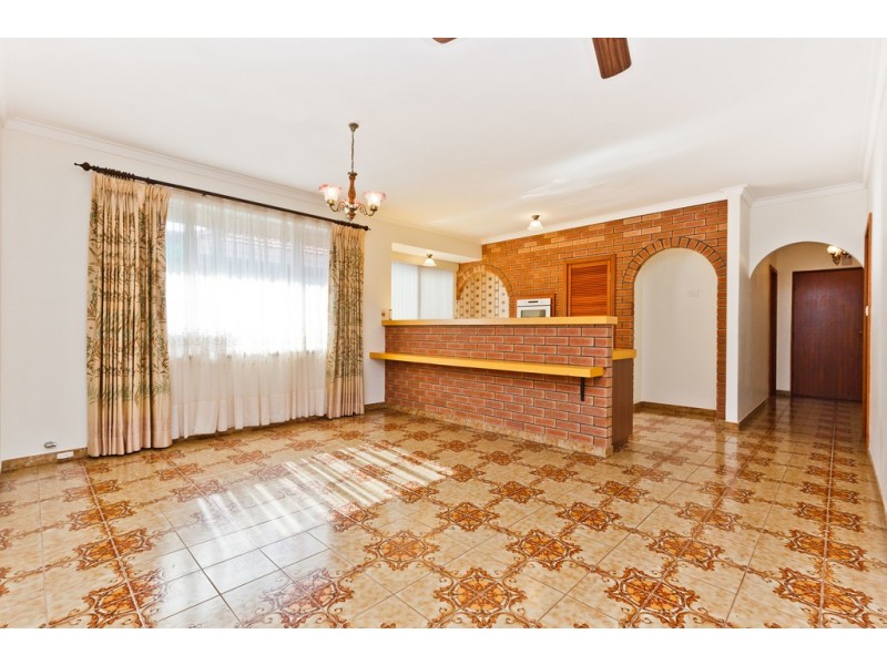 55 Newton Street, Spearwood WA 6163