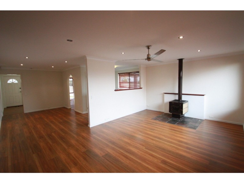 1 Plover Drive, Yangebup WA 6164