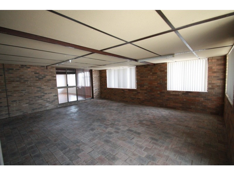 1 Plover Drive, Yangebup WA 6164
